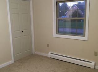 41 Clubhouse Dr, Hermitage, PA 16159