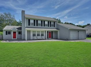 54 Oak Glen Rd, Toms River, NJ 08753