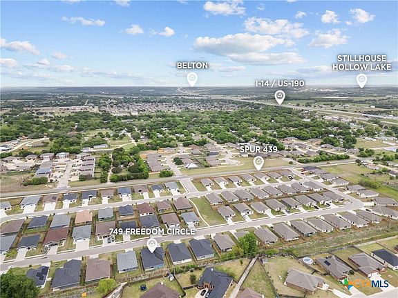 4th image of 749 Freedom Cir
