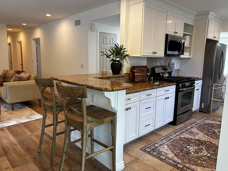 4410 Canoga Dr — Photo 70