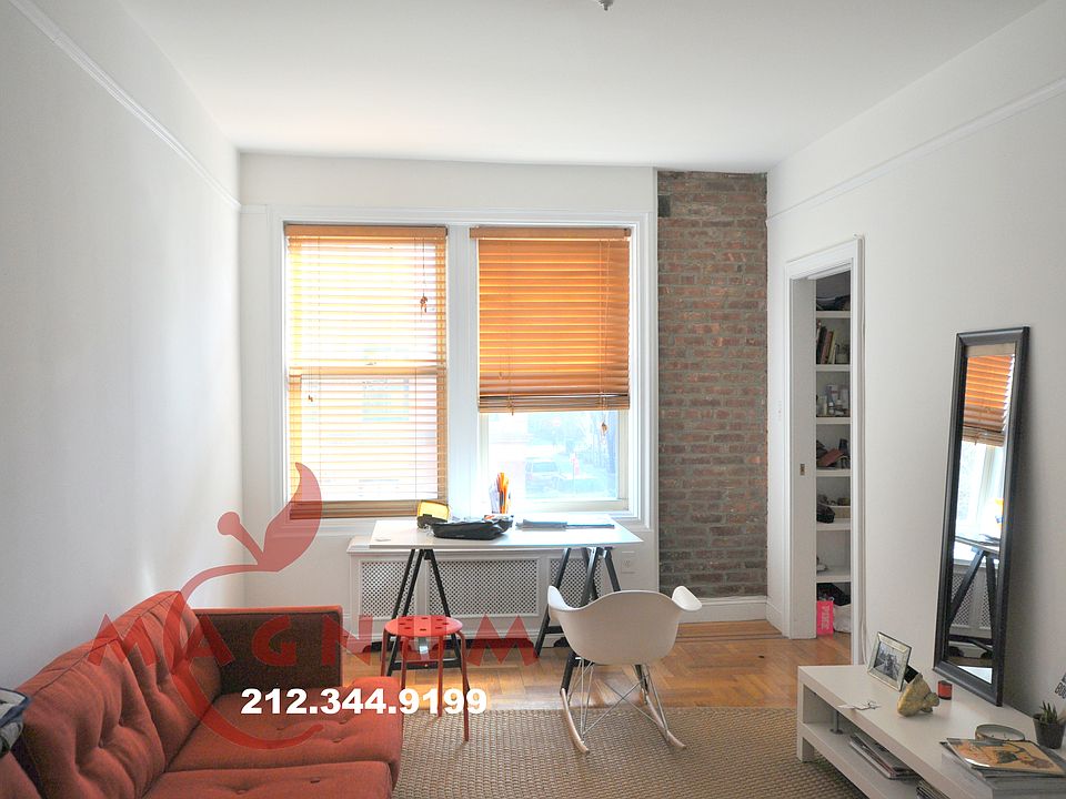1st image of 220 Bay 34th St