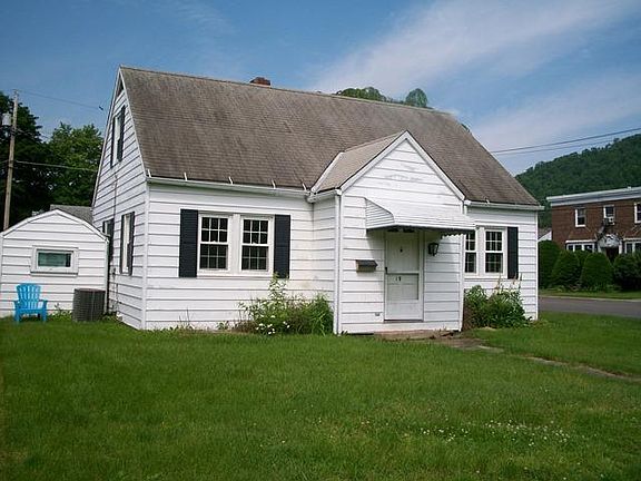 2nd image of 198 Elmwood Dr