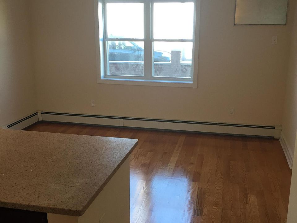 2nd image of 10828 45th Ave