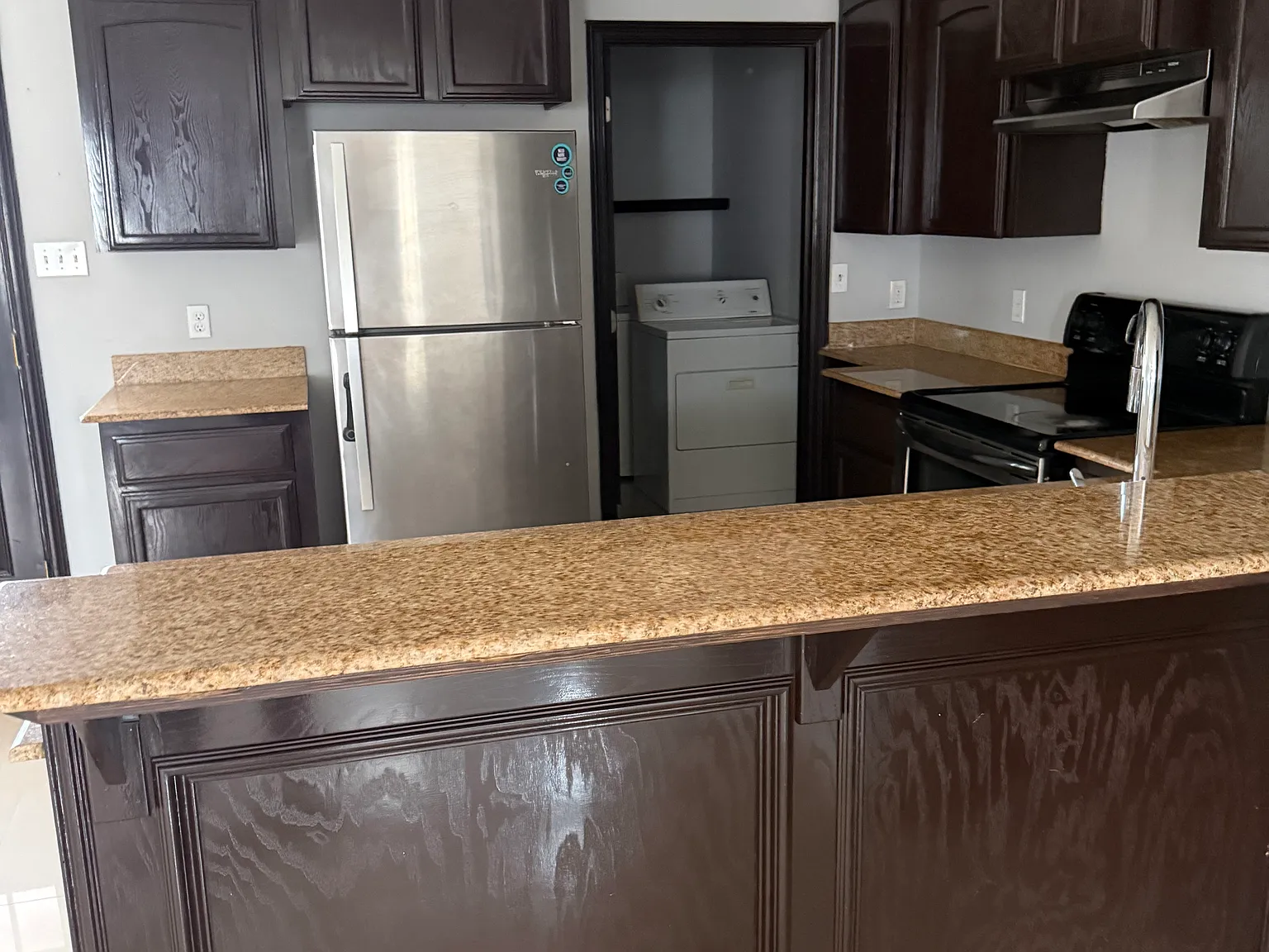 1204 Fig Ave — Photo 3