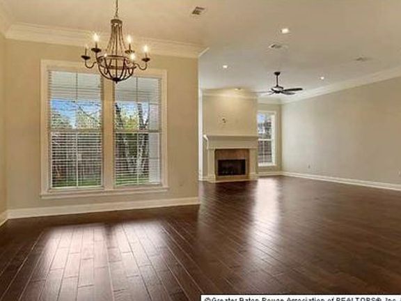 4th image of 1253 E Stanwick Pl