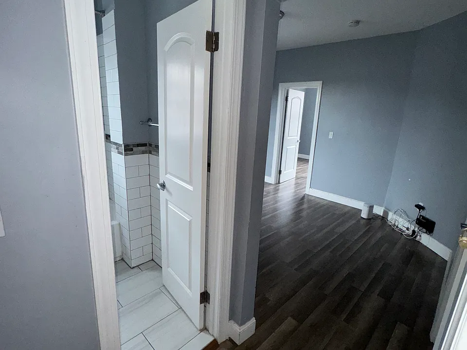 141 Duncan Ave #9