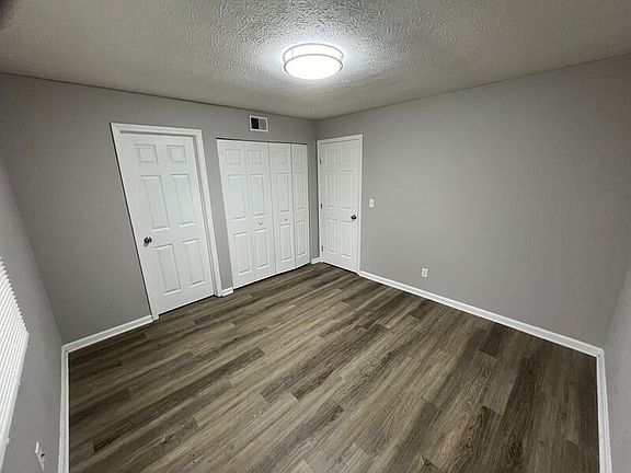 5th image of 674 Knox Blvd APT 43