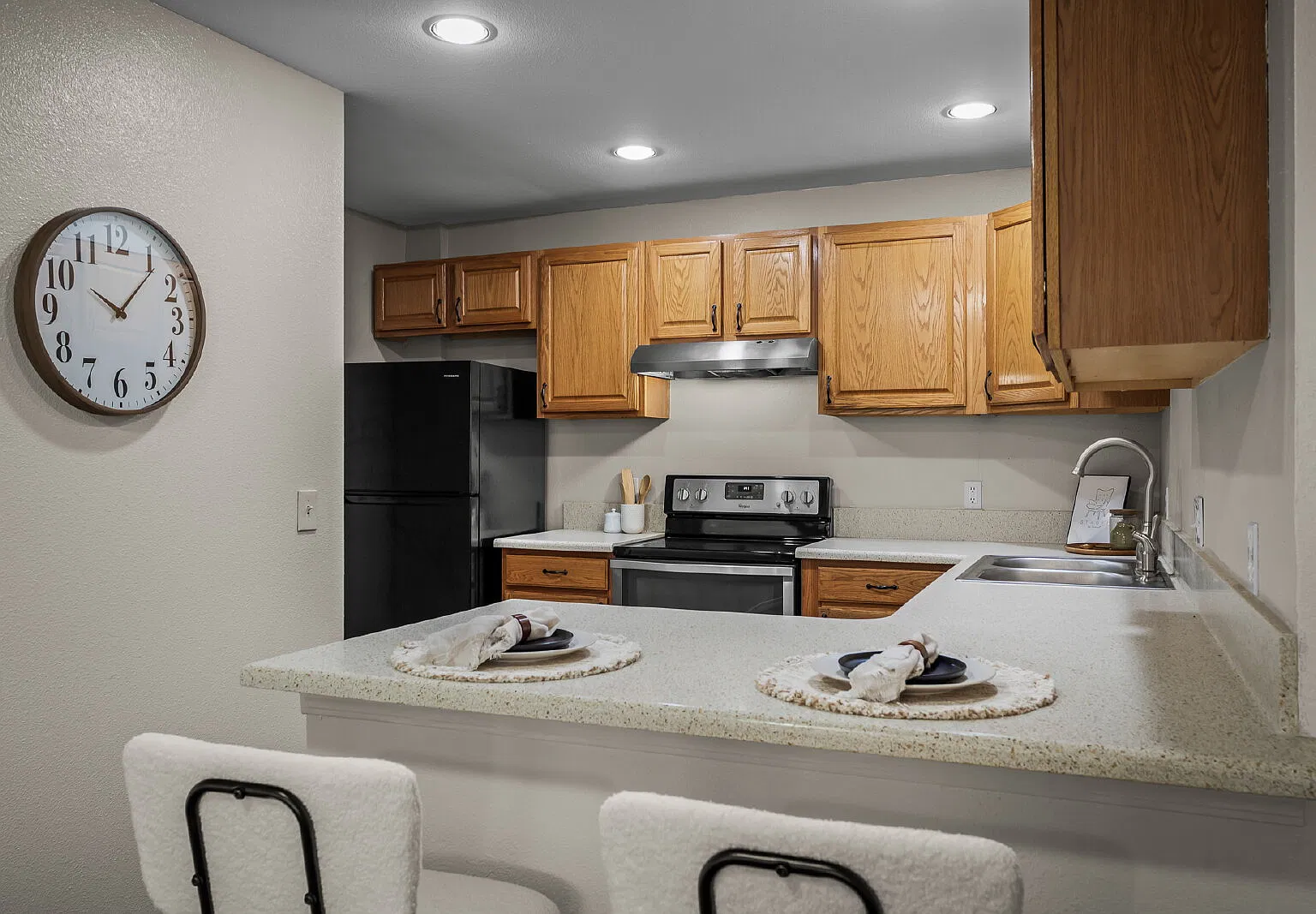 3 bed, 3.0 bath, 1490 sqft, $2,050 — Photo 4