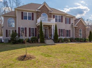11200 Lynette Ct, Fredericksburg, VA 22408