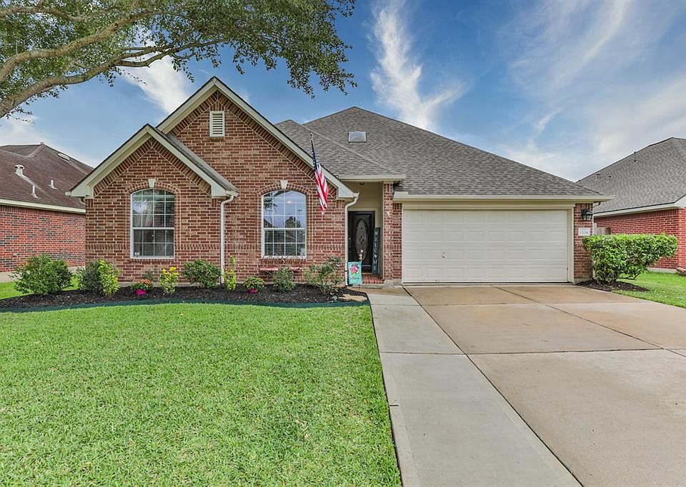 1st image of 6708 Paigetree Ln