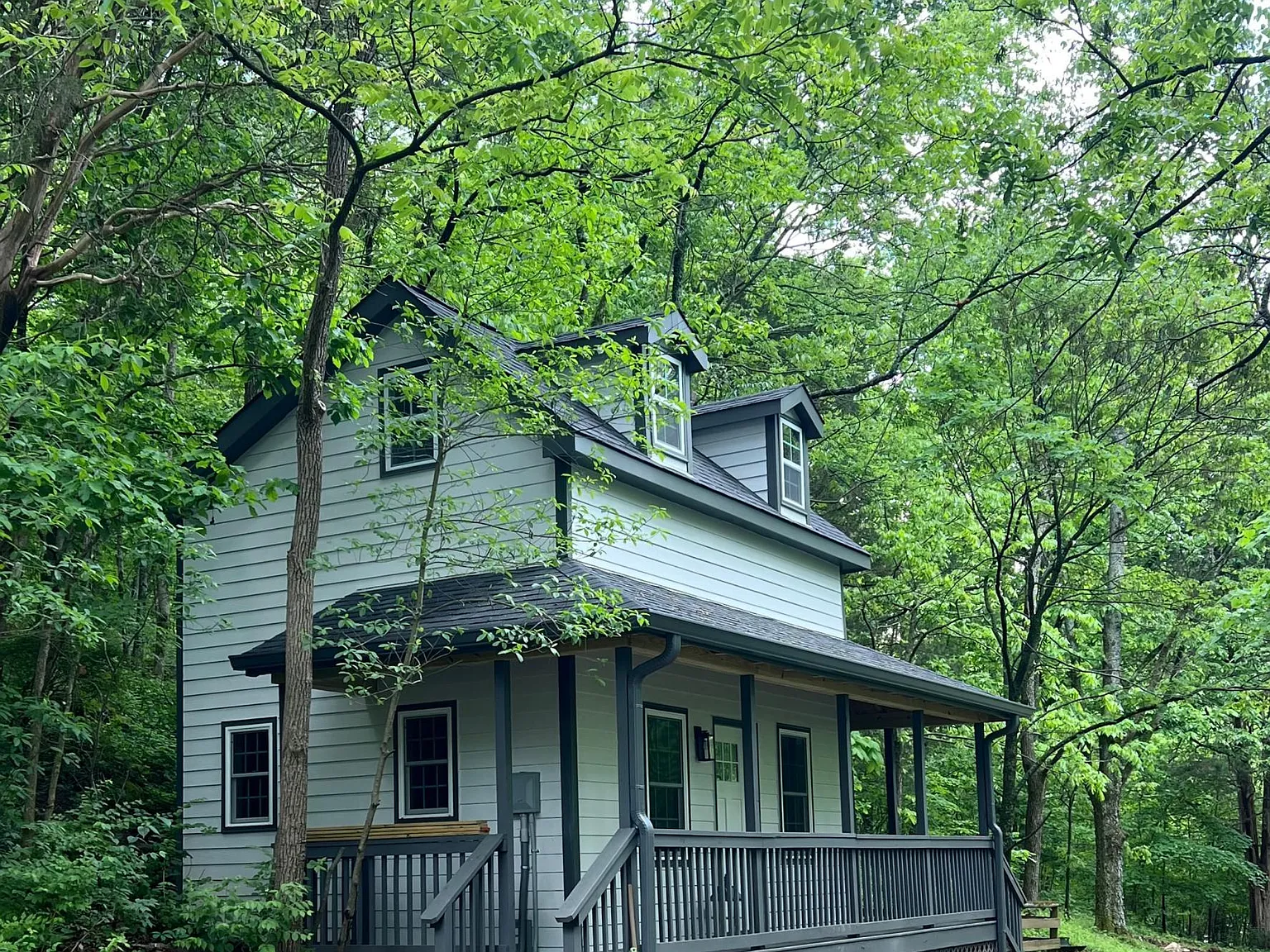 2464 Center Point Rd S — Photo 4