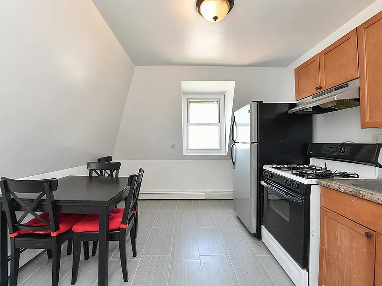 3709 Kennedy Blvd #4 — Photo 2
