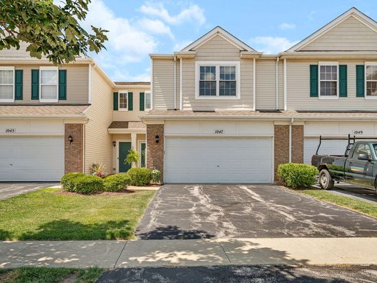 1047 Heron Cir, Joliet, IL 60431