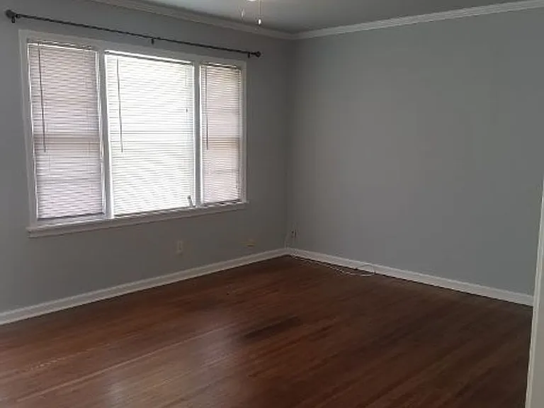 4957 S Boston Pl — Photo 2