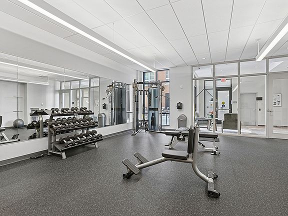 4th image of 140 Rantoul St #309