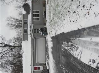 138 Lilly St SE, Grand Rapids, MI 49548