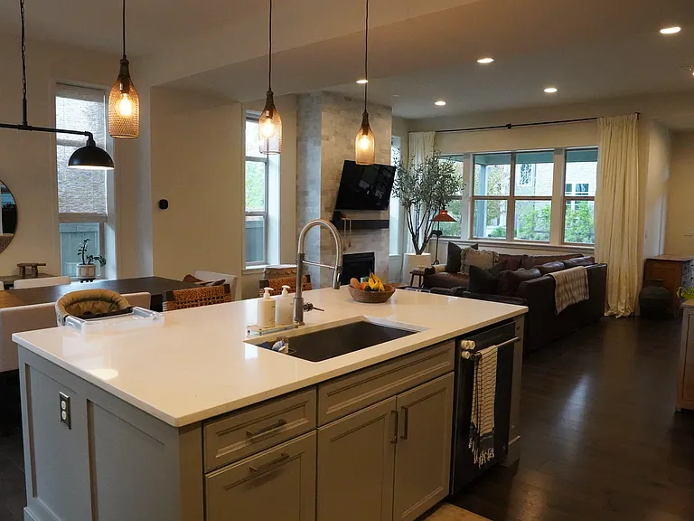 10151 E 59th Dr — Photo 12