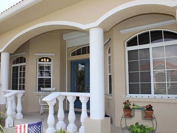2nd image of 329 Palm Isles Ct