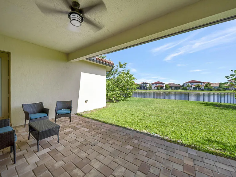 12055 Lake Trail Ln — Photo 38