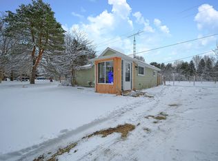 2458 Vernor Rd, Lapeer, MI 48446