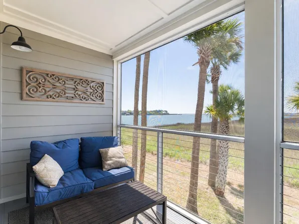 91 W Mariners Cay Dr, Charleston, SC 29412
