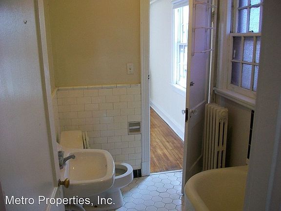 5th image of 217 N Tilden St #A