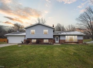 403 Harris Rd, Richmond Heights, OH 44143
