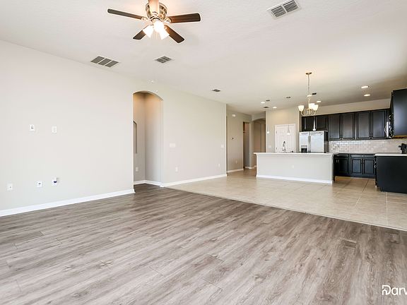 5th image of 444 Aragosa Dr