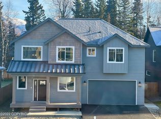 9081 Chapelle Cir, Anchorage, AK 99507