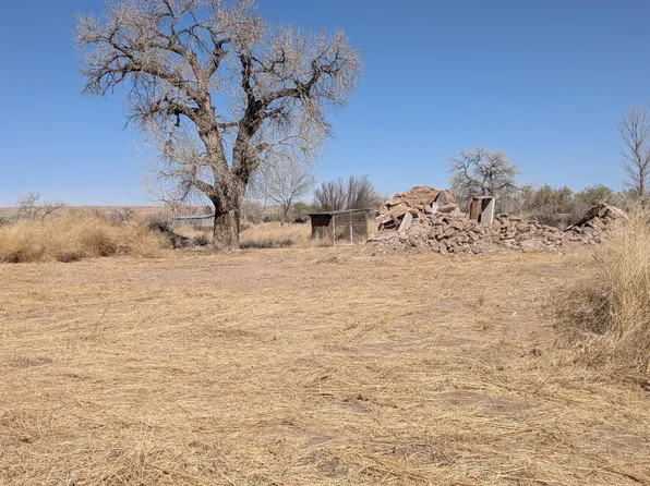 30 Cordova Rd, Jarales, NM 87002