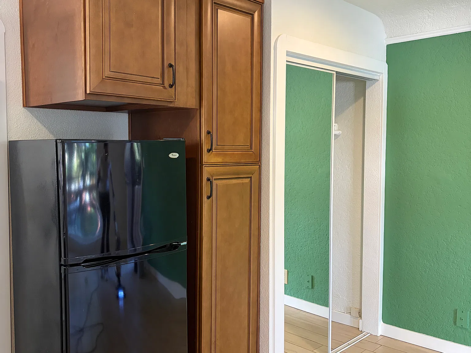 Studio, $1,600 — Photo 4