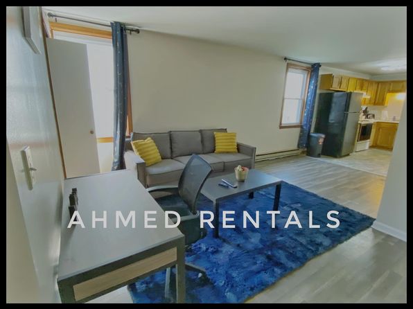 593 Main St APT 1
