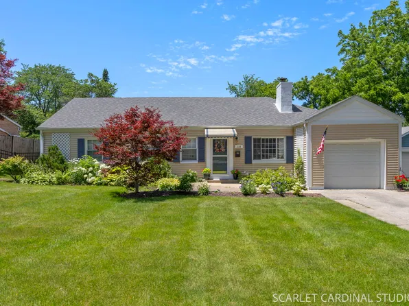 118 S President St, Wheaton, IL 60187