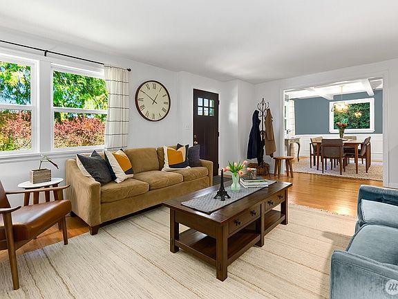 5th image of 3907 SW Ida Street