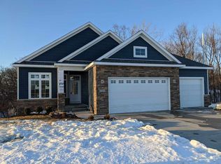 1302 High Country Pl, Coralville, IA 52241