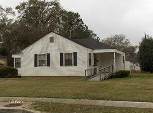 1354 E Linwood Dr, Mobile, AL 36605