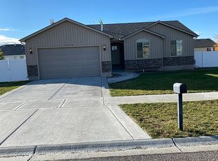 3670 E Ridgeland Dr, Idaho Falls, ID 83401