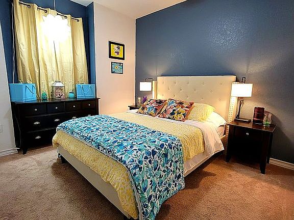 Front bedroom 1