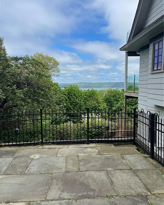 26 Terrace Dr