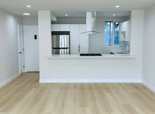 11635 Mayfield Ave APT 8, Los Angeles, CA 90049