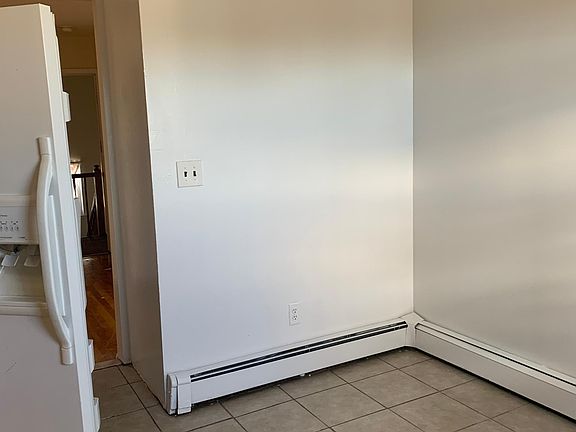 3rd image of 36 Vredenburgh Ave Floor 2