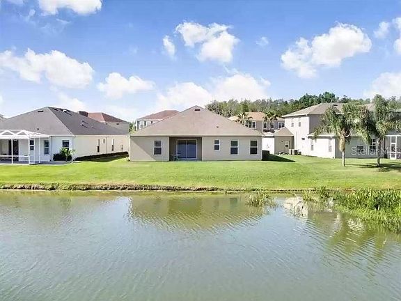 2nd image of 4206 Windcrest Dr