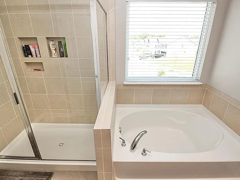 4925 Grace View Dr — Photo 18