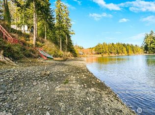 51 S Bayview Dr, Port Ludlow, WA 98365