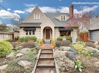 3125 NE Stanton St, Portland, OR 97212