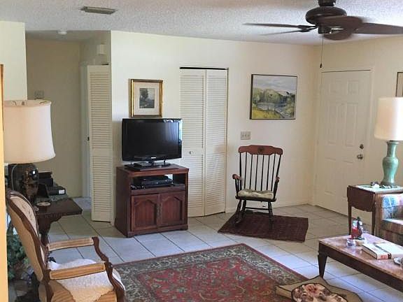 3rd image of 210 Sea Coral Way