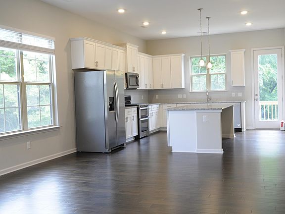 5th image of 9514 Ainslie Downs St
