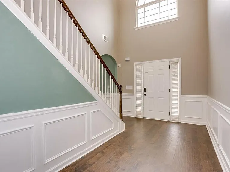 3013 Burgess St — Photo 3