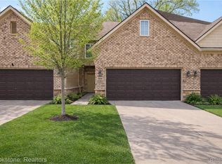 16645 Savor Ln, Clinton Township, MI 48035