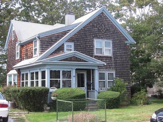 1st image of 18 William Ave